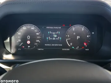 Car image 40