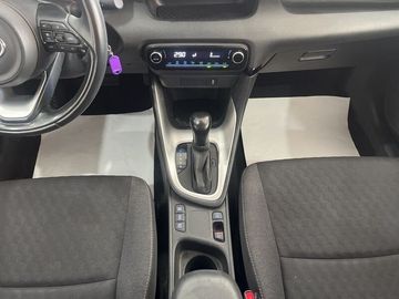 Car image 14