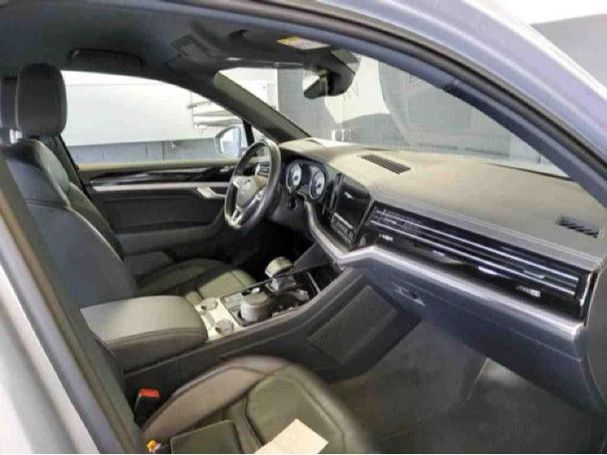 Volkswagen Touareg 3.0 TDI 4Motion 210 kW image number 2