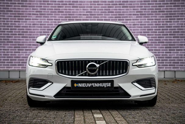 Volvo V60 T6 Recharge AWD 250 kW image number 8