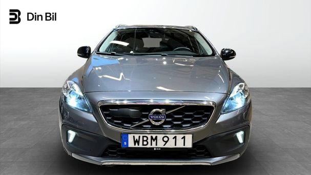 Volvo V40 Cross Country D3 Momentum 111 kW image number 3