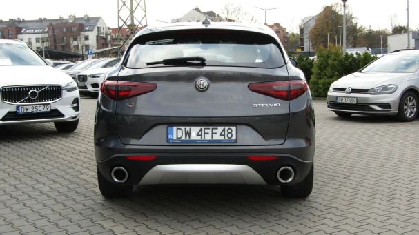 Alfa Romeo Stelvio 2.0 Turbo Super 147 kW image number 3