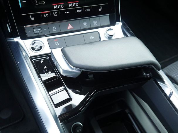 Audi e-tron 50 quattro 230 kW image number 15