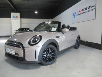 Car image 28
