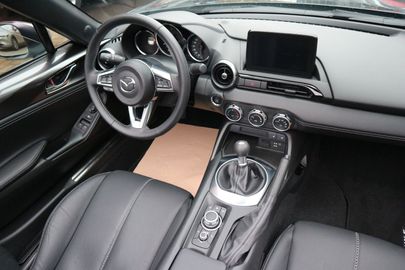 Car image 23