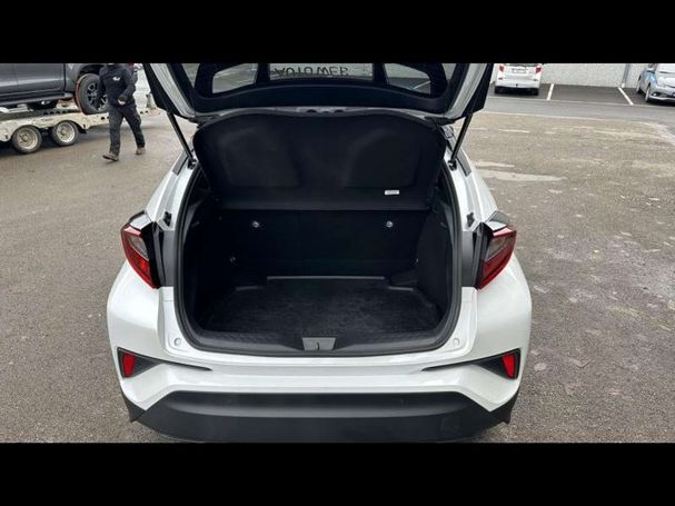 Toyota C-HR 90 kW image number 21