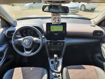 Car image 13