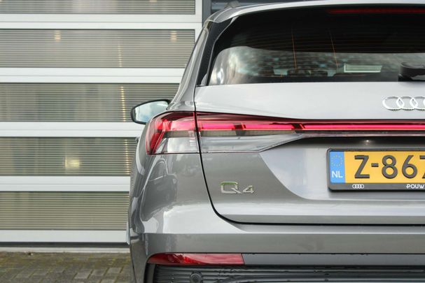 Audi Q4 45 e-tron Advanced 82 kWh 210 kW image number 11