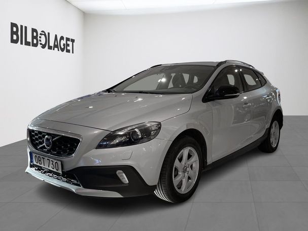 Volvo V40 Cross Country D3 Momentum 111 kW image number 1