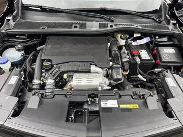 Car image 31