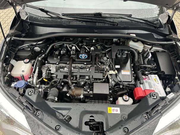 Toyota C-HR Hybrid 90 kW image number 5