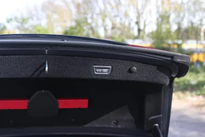 Car image 42