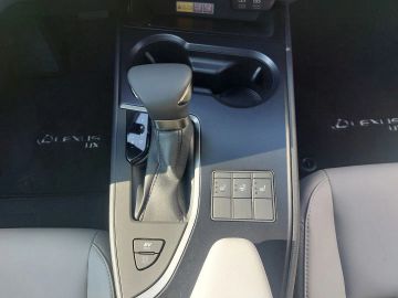 Car image 31