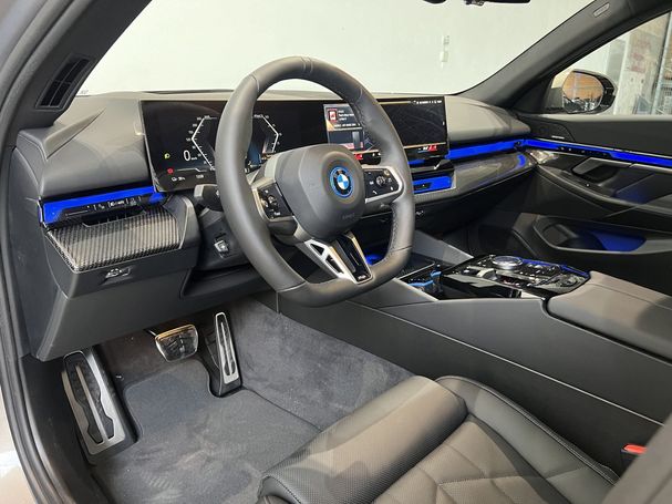 BMW i5 eDrive40 250 kW image number 4