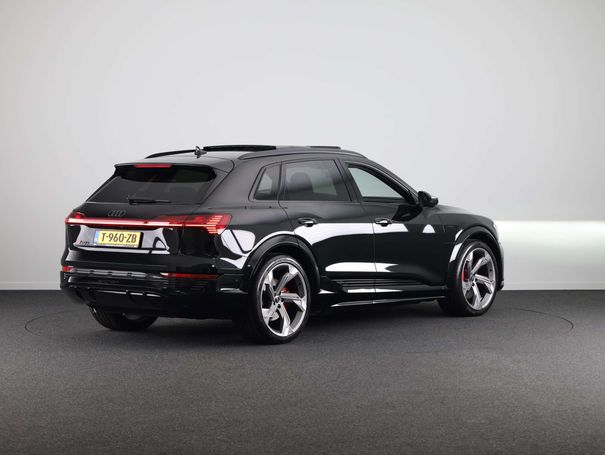 Audi SQ8 quattro e-tron 370 kW image number 3