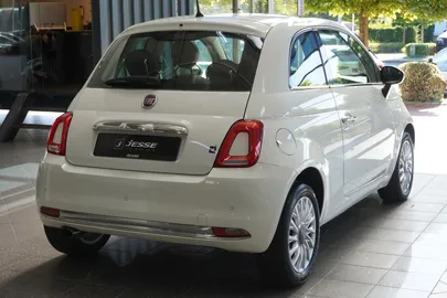 Car image 5