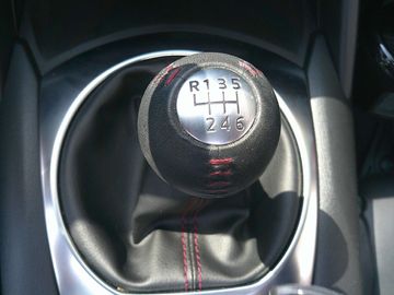 Car image 22