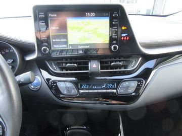 Car image 14