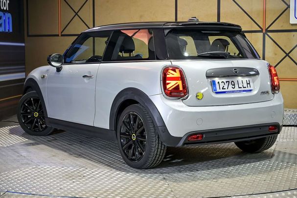 Mini Cooper SE M 135 kW image number 5