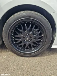 Car image 34