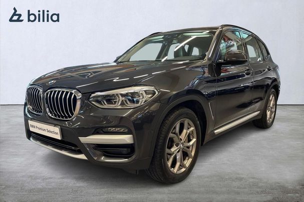 BMW X3 xDrive30e M 216 kW image number 1