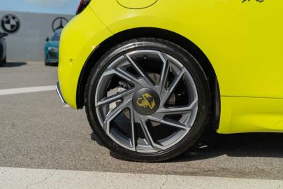 Car image 22
