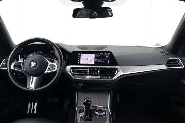 BMW 330i 190 kW image number 16