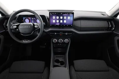 Car image 30
