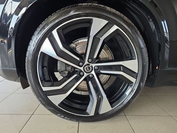 Car image 38