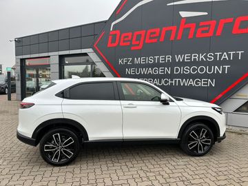 Car image 23