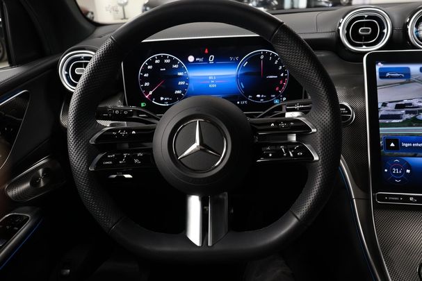 Mercedes-Benz GLC 300 de AMG Premium 246 kW image number 13