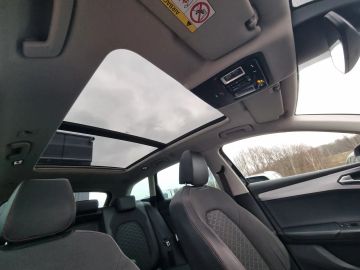 Car image 36