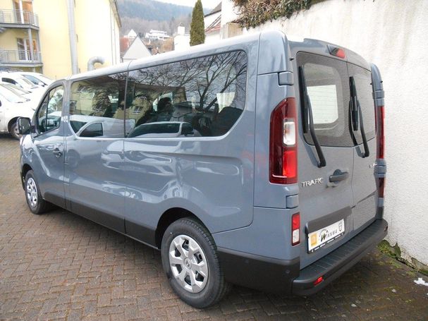 Renault Trafic Combi Blue dCi 150 Life 110 kW image number 4