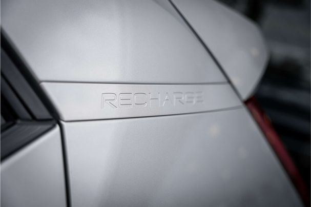 Volvo XC40 Recharge T4 Plus Dark 155 kW image number 25