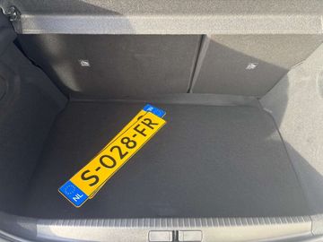 Car image 41