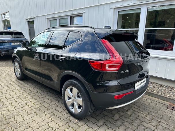 Volvo XC40 T2 Essential 95 kW image number 5