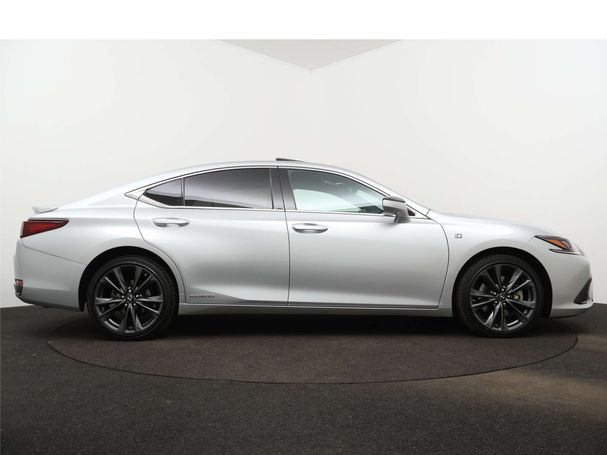 Lexus ES 300 H 160 kW image number 15