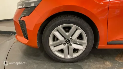 Car image 20