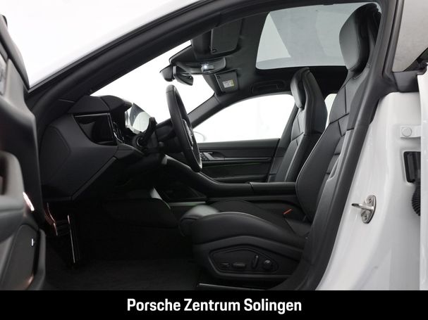 Porsche Taycan 320 kW image number 16