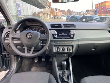 Car image 10