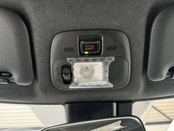 Car image 31