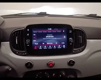 Car image 15