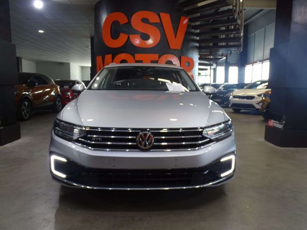 Volkswagen Passat GTE 1.4 TSI DSG 160 kW image number 3