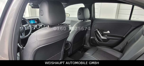 Mercedes-Benz A 180 100 kW image number 22