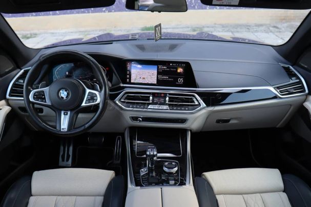 BMW X5 xDrive40i 250 kW image number 28