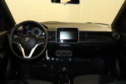 Car image 6