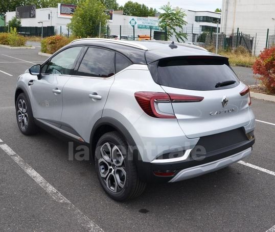 Renault Captur 160 118 kW image number 3