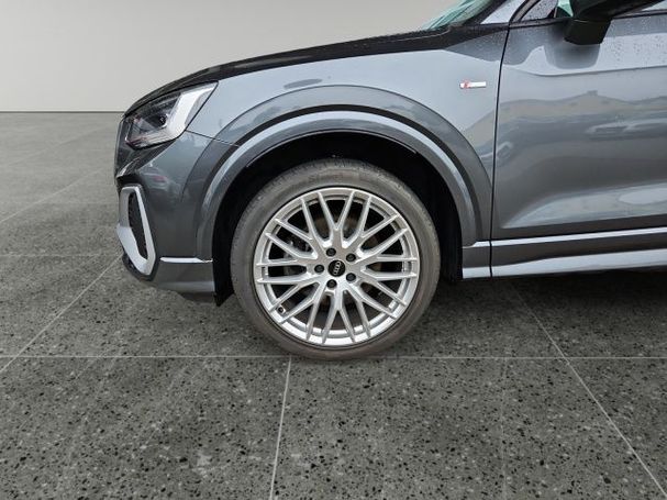 Audi Q2 30 TFSI S-line 81 kW image number 11