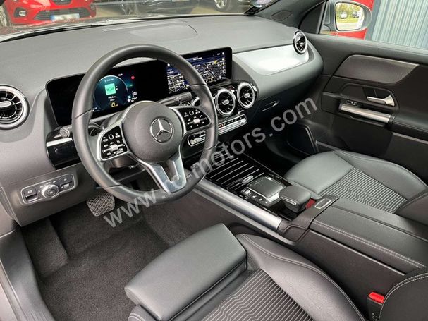 Mercedes-Benz GLA 250 e PHEV 160 kW image number 5