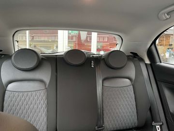 Car image 35